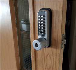 Borg Locks BL2701 ECP Keypad with key override, Inside Handle (holdback)